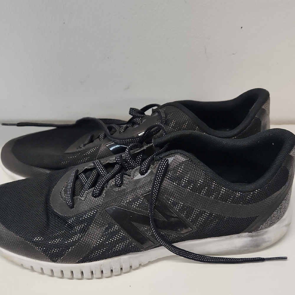 New Balance Black and Gray Sneakers